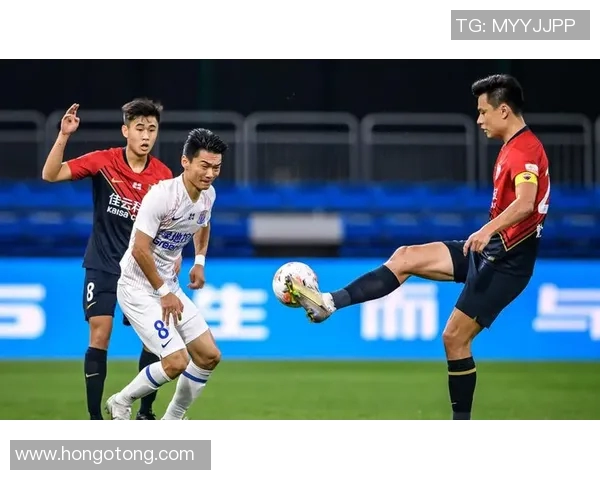 上海排球队在钻石联赛积分榜上以64分稳居第一名表现出色