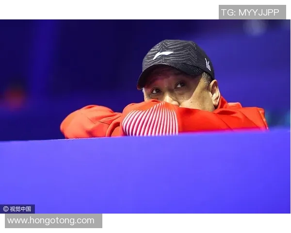 上海羽毛球队在邀请赛中以90分稳居积分榜首位